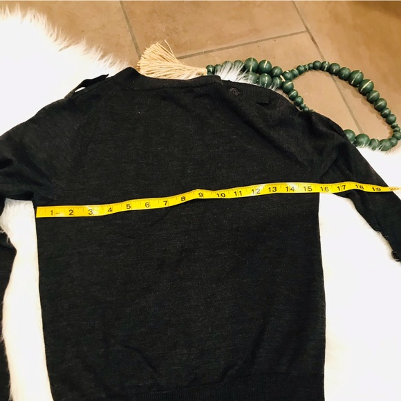 Club Monaco 100% Italian Merino Button Down Women Gray Cardigan Sz S - Picture 8 of 9